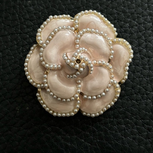 New Pink Camelia Flower Brooch Pin with Pearl Trim | Classic Floral Jewelry - Picture 2 of 3